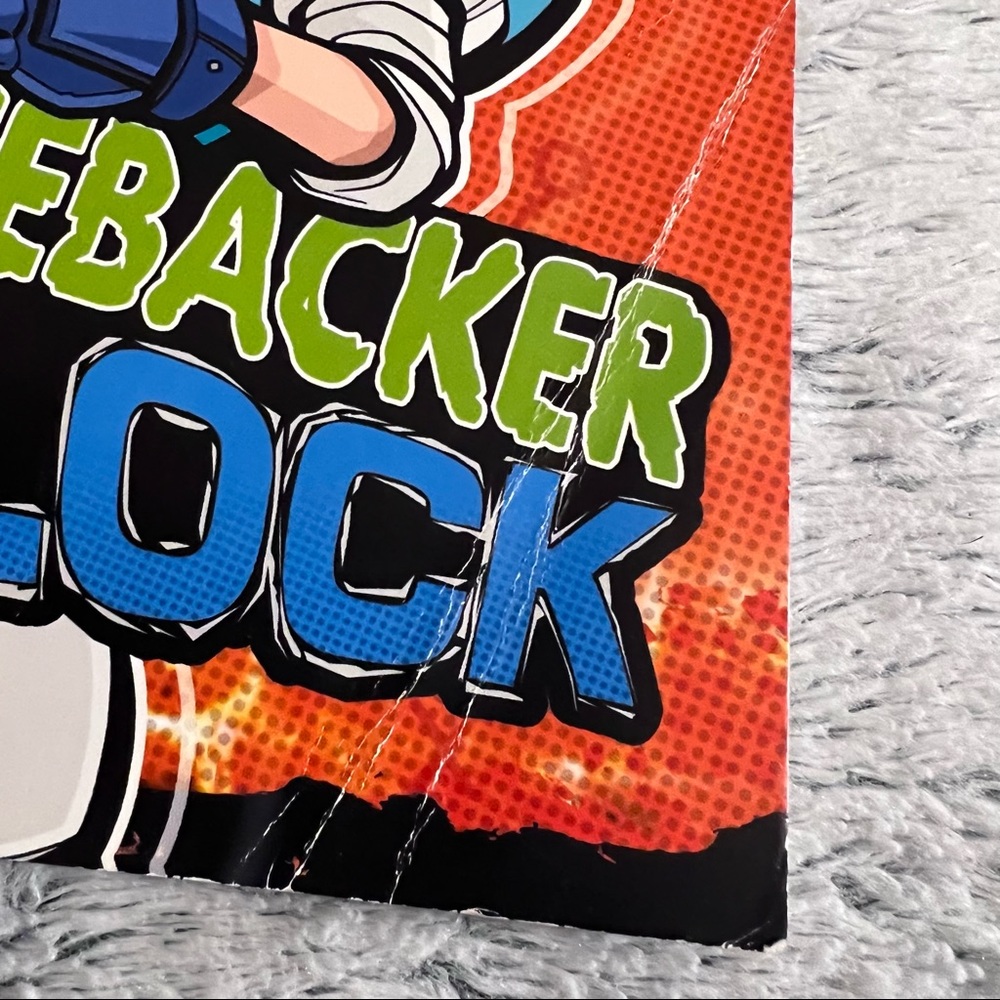 🔵 4/$15 • “Linebacker Block” Book - Picture 6 of 7